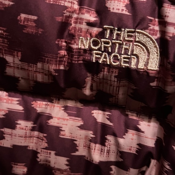 Pink Aztec pattern North Face Jacket - Picture 5 of 7